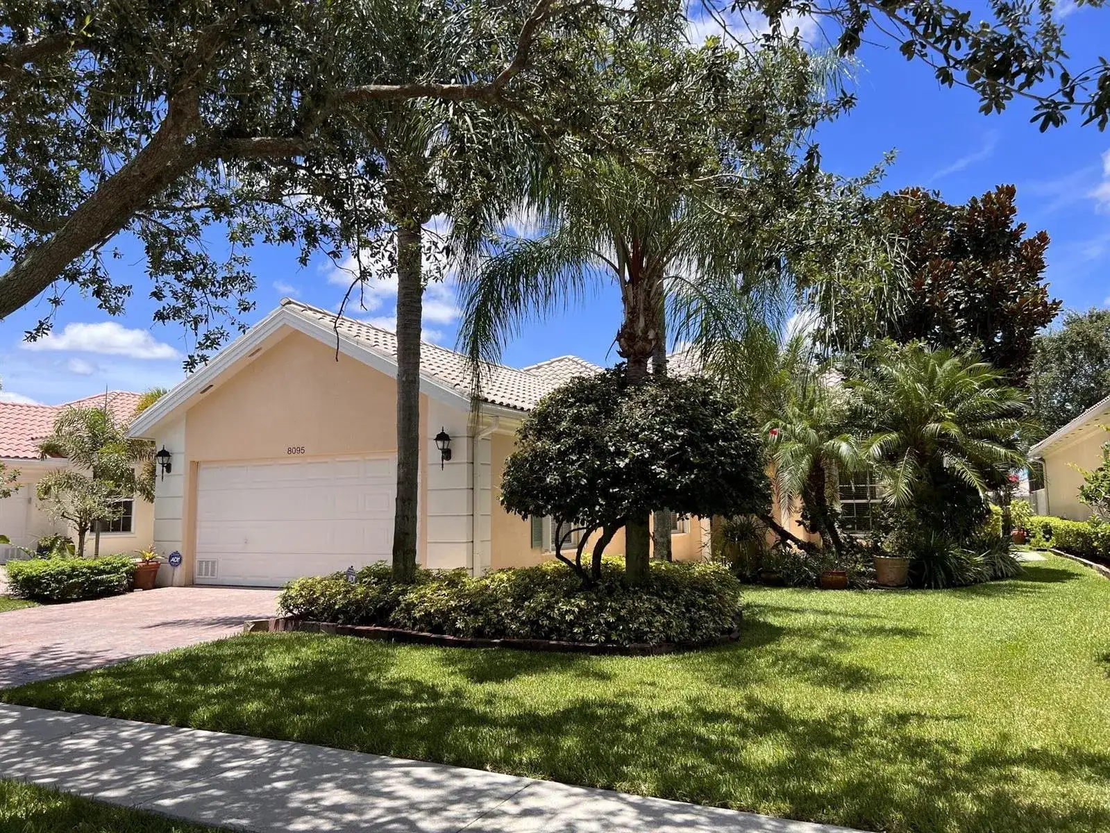 3 bedroom 3 bath Residential for sale at 8095 LABORIE Lane, Wellington FL 33414