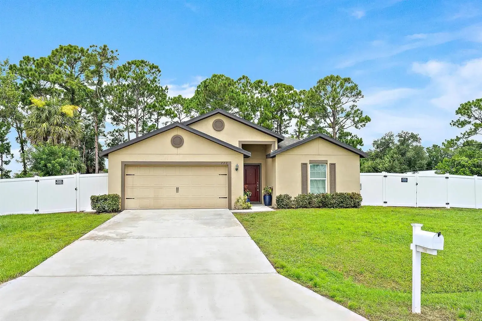 5 bedroom 3 bath Residential for sale at 790 NW Kingston Street, Port St. Lucie FL 34983