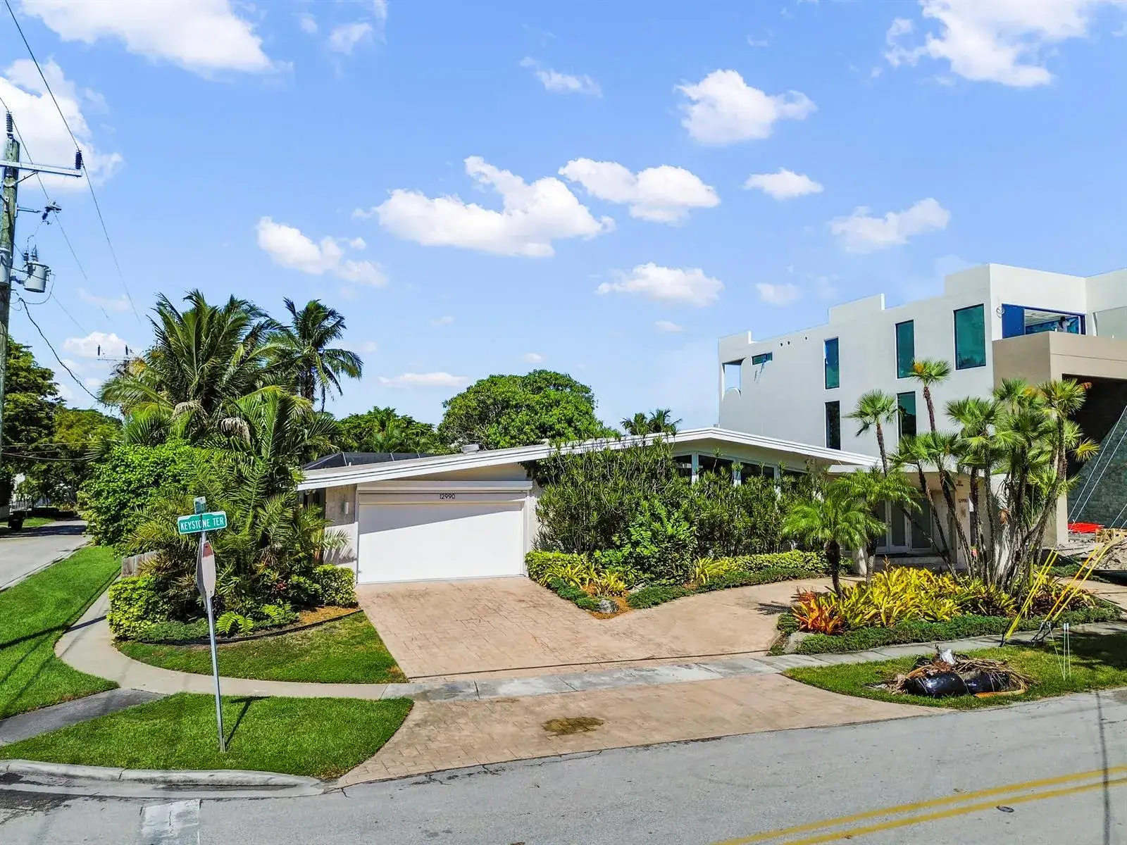 4 bedroom 3 bath Residential for sale at 12990 Keystone Terrace, North Miami FL 33181