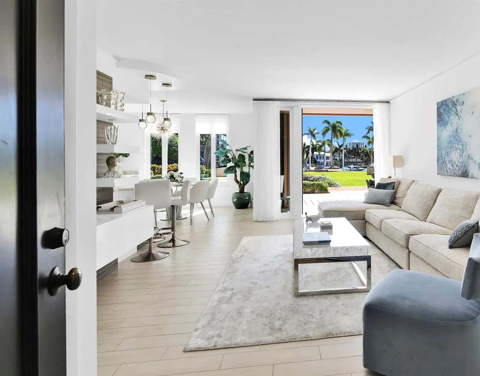 2 bedroom 2 bath Residential for sale at 120 SE 5th Avenue # 235, Boca Raton FL 33432