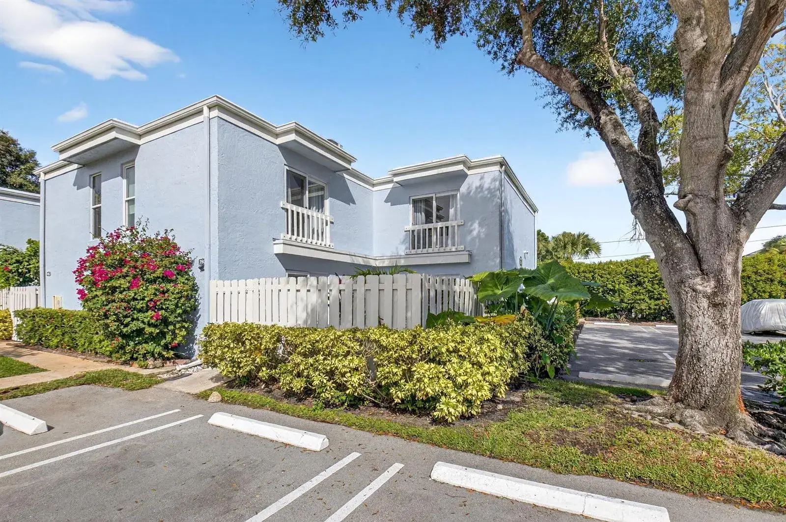 2 bedroom 2 bath Residential Lease for rent at 1010 NE 8th Avenue # 39G, Delray Beach FL 33483