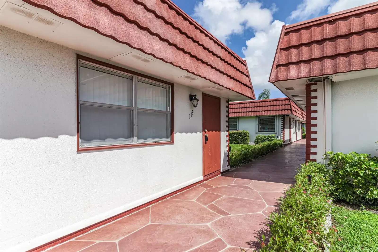 1 bedroom 1 bath Residential Lease for rent at 119 WATERFORD E, Delray Beach FL 33446