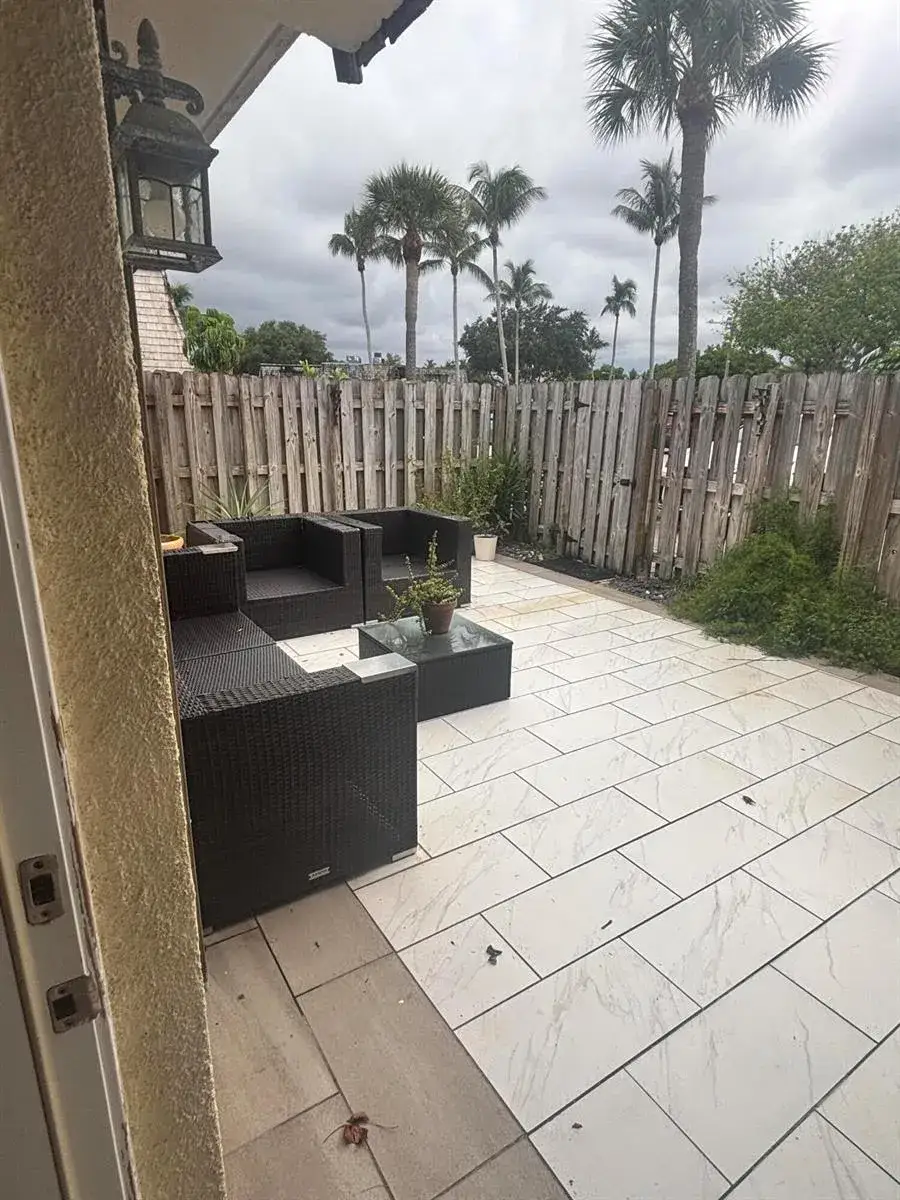 2 bedroom 2 bath Residential for sale at 113 W LAKE ARBOR Drive, Palm Springs FL 33461