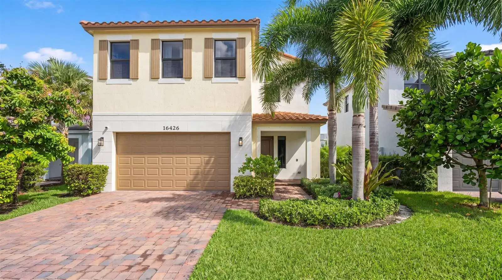 3 bedroom 2 bath Residential for sale at 16426 SANDY SHORE Drive, Westlake FL 33470