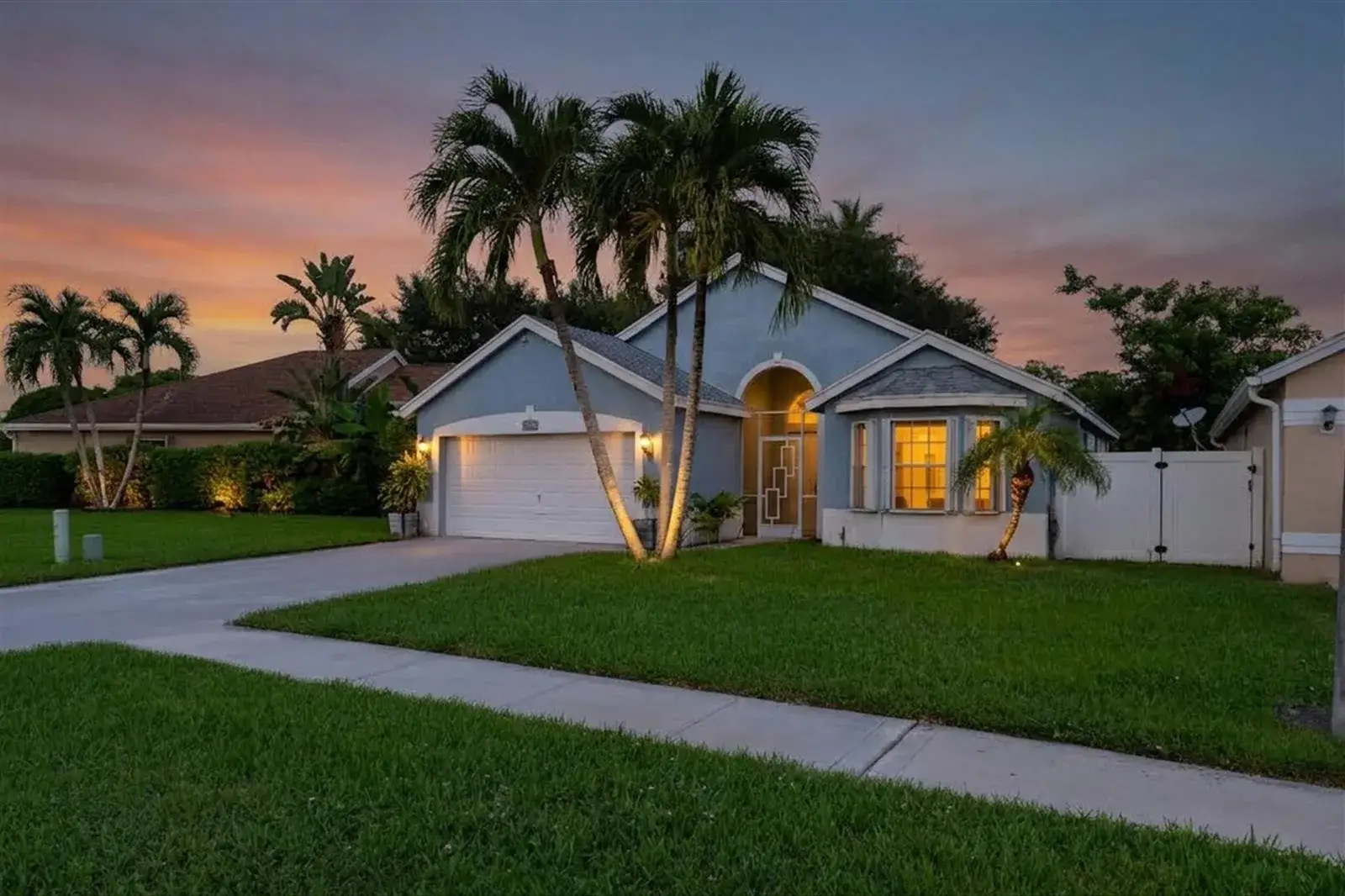 3 bedroom 2 bath Residential for sale at 103 Saddle Trail, Royal Palm Beach FL 33411