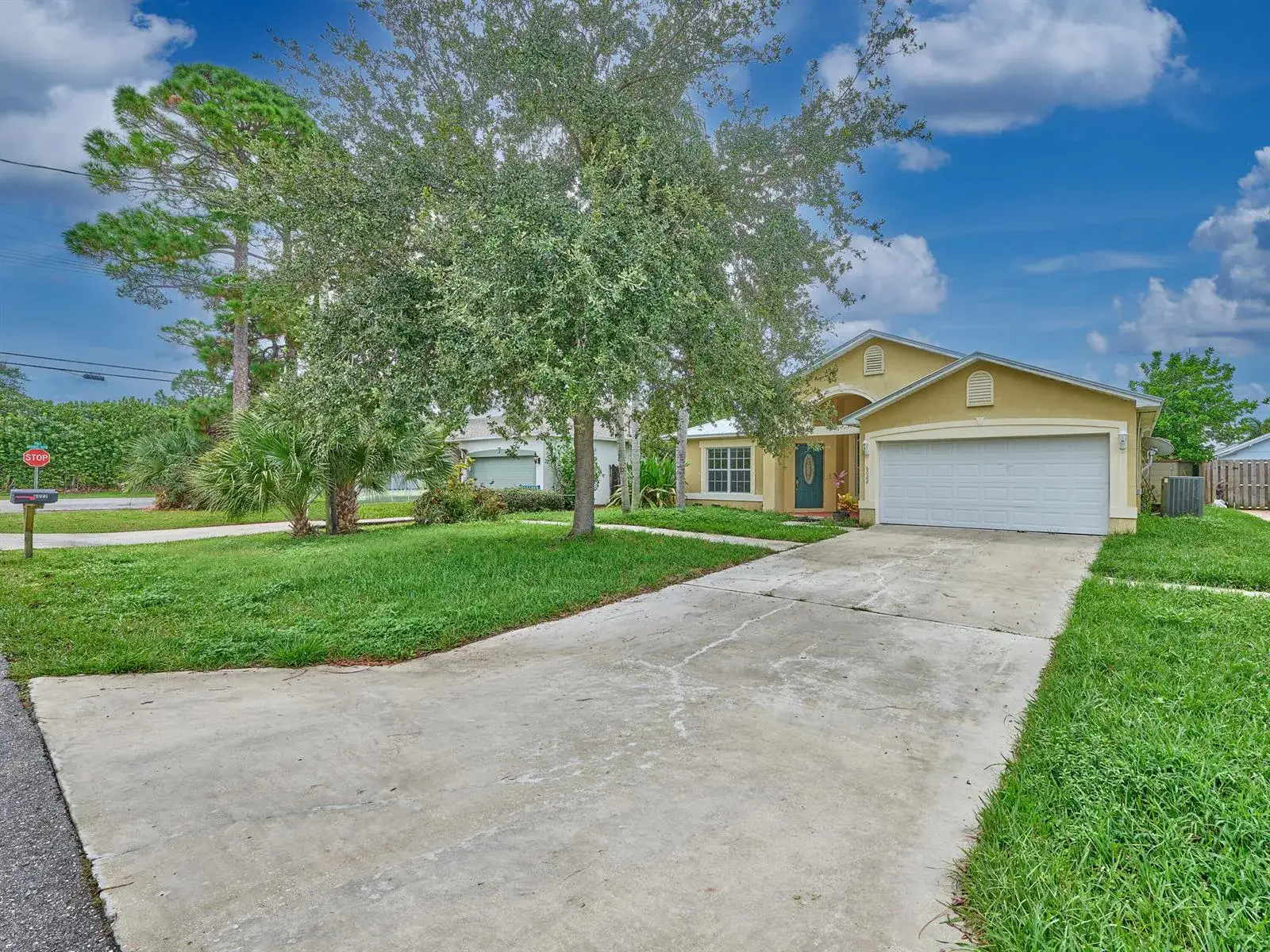 4 bedroom 2 bath Residential for sale at 6022 LAUDERDALE Street, Jupiter FL 33458