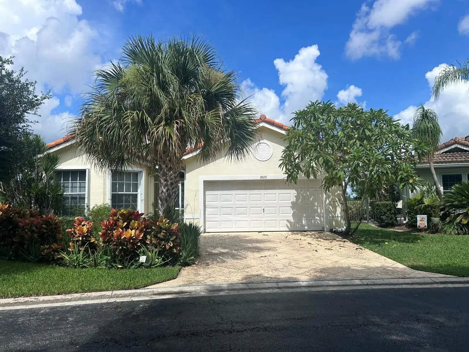 3 bedroom 2 bath Residential for sale at 12155 Sunset Point Circle, Wellington FL 33414