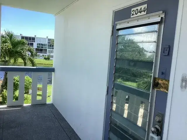 2 bedroom 1 bath Residential for sale at 2044 Durham B, Deerfield Beach FL 33442