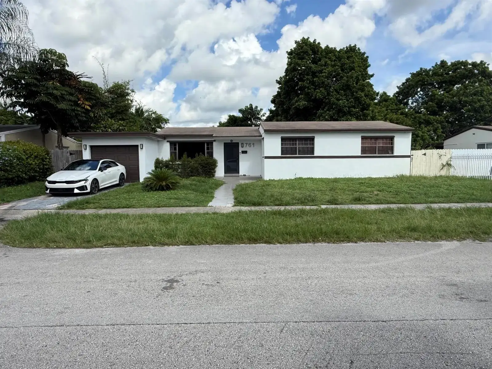761 NW 183RD Drive, Miami Gardens FL 33169
