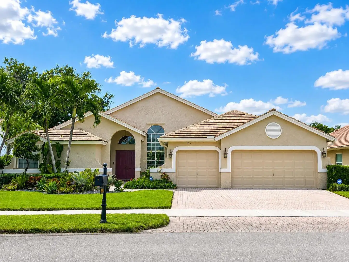 2783 E ABIACA Circle, Davie FL 33328