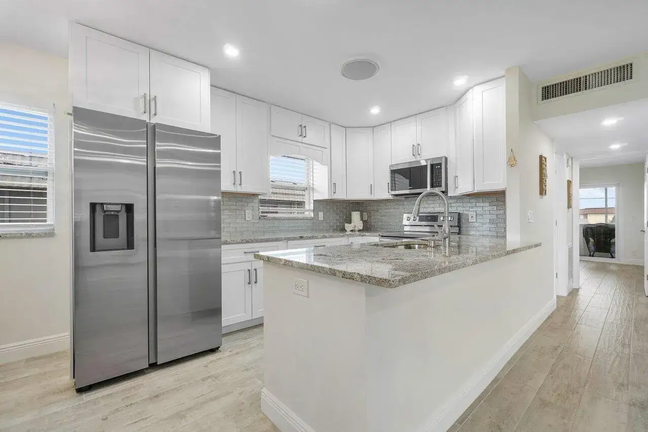 2 bedroom 2 bath Residential Lease for rent at 76 FLANDERS B, Delray Beach FL 33484