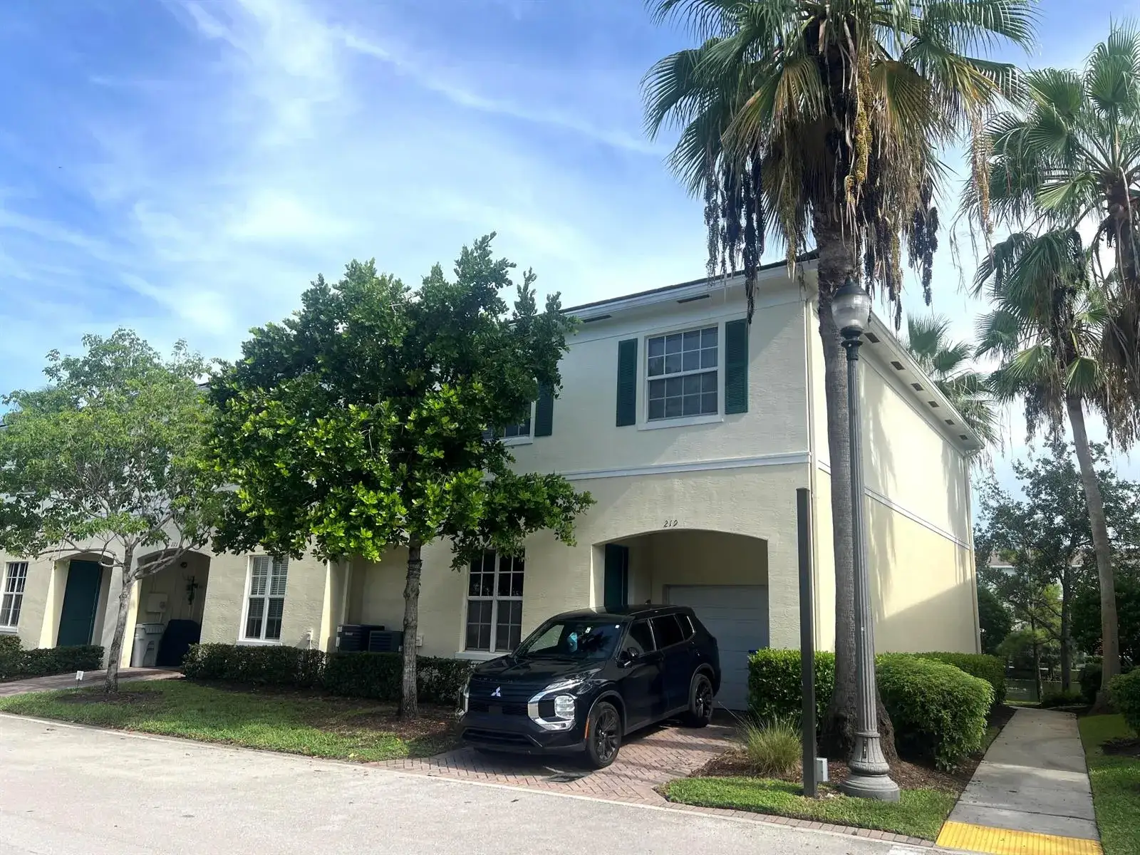 3 bedroom 2 bath Residential Lease for rent at 219 SW 7th Street, Pompano Beach FL 33060