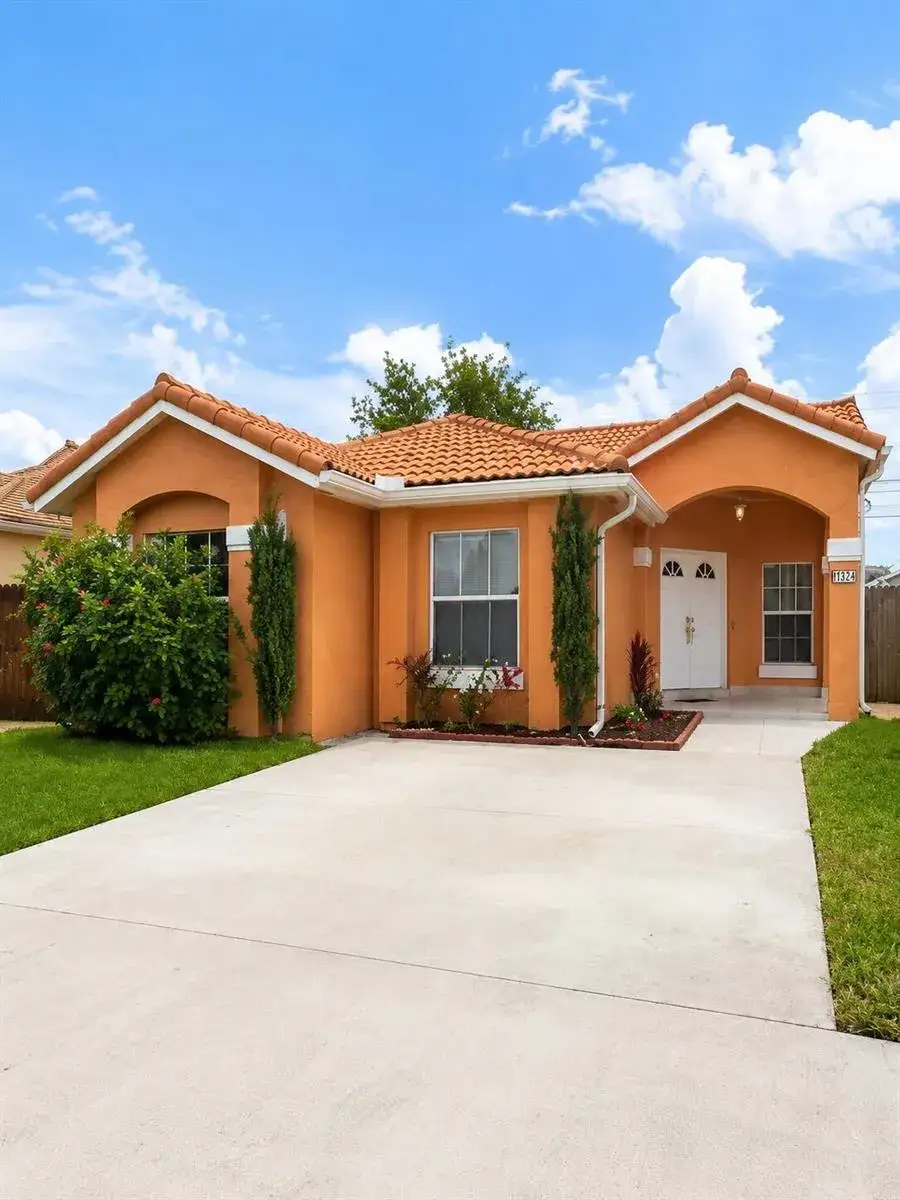 3 bedroom 2 bath Residential Lease for rent at 863 NW 122ND Avenue, Miami FL 33182