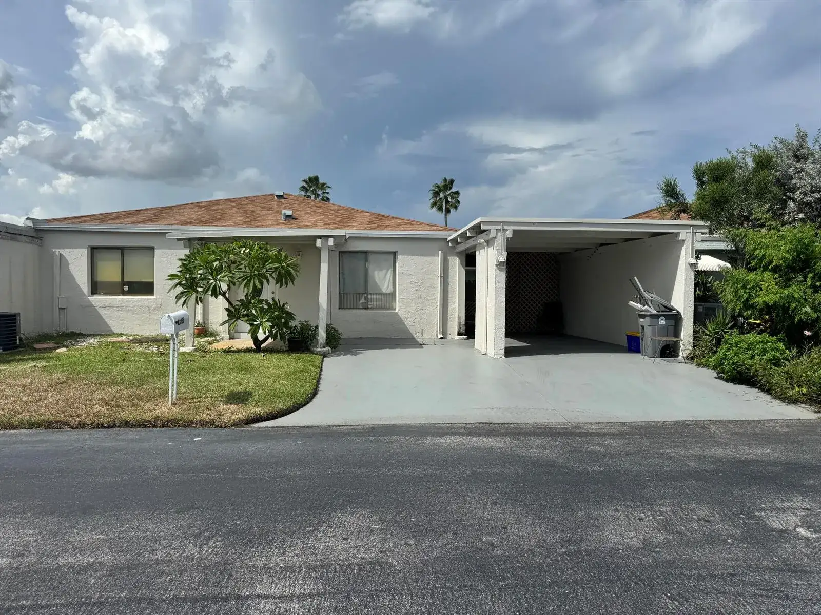 2 bedroom 2 bath Residential Lease for rent at 14858 Wildflower Lane, Delray Beach FL 33446