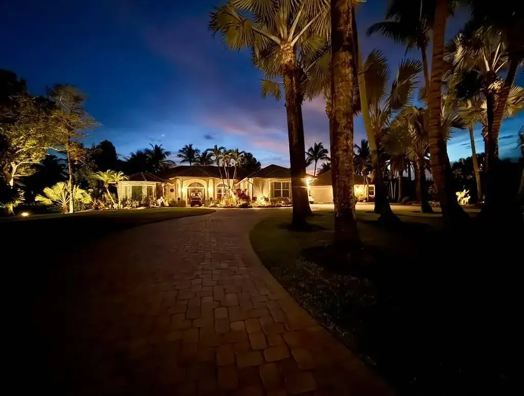 6 bedroom 5 bath Residential Lease for rent at 14636 Stirrup Lane, Wellington FL 33414