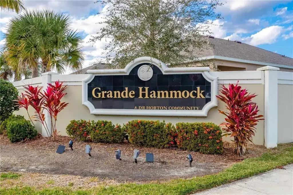 4 bedroom 3 bath Residential for sale at 80 52ND Square, Vero Beach FL 32968