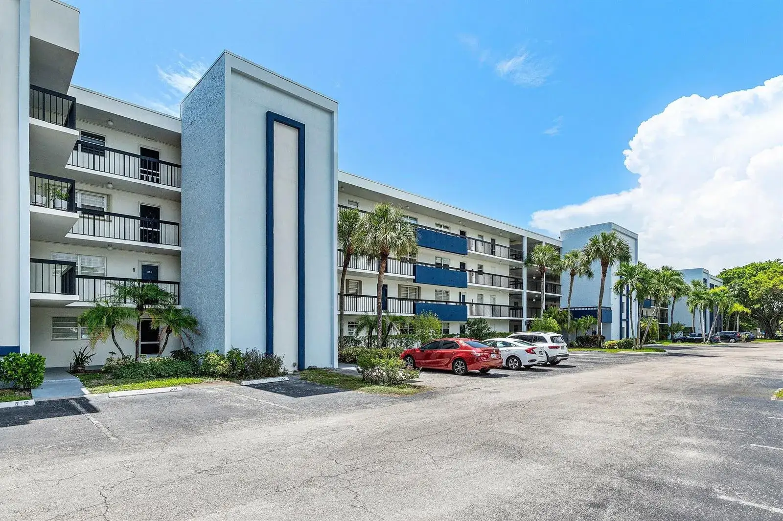 3 bedroom 2 bath Residential for sale at 6000 NW 2nd Avenue # 339, Boca Raton FL 33487