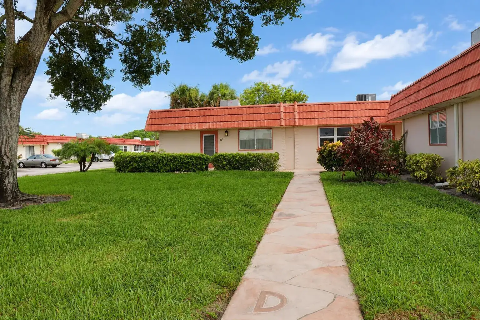 2 bedroom 2 bath Residential Lease for rent at 120 Seville # D, Delray Beach FL 33446
