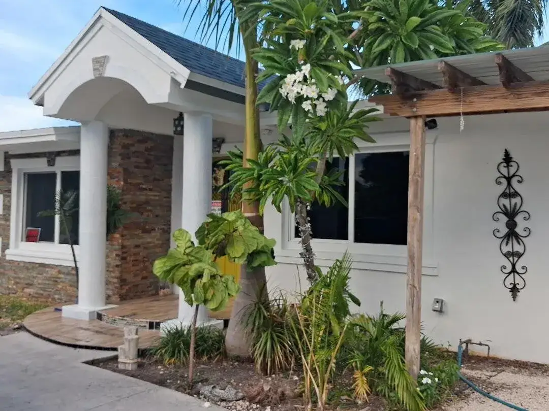 3 bedroom 2 bath Residential for sale at 2574 NE 14TH Terrace, Pompano Beach FL 33064
