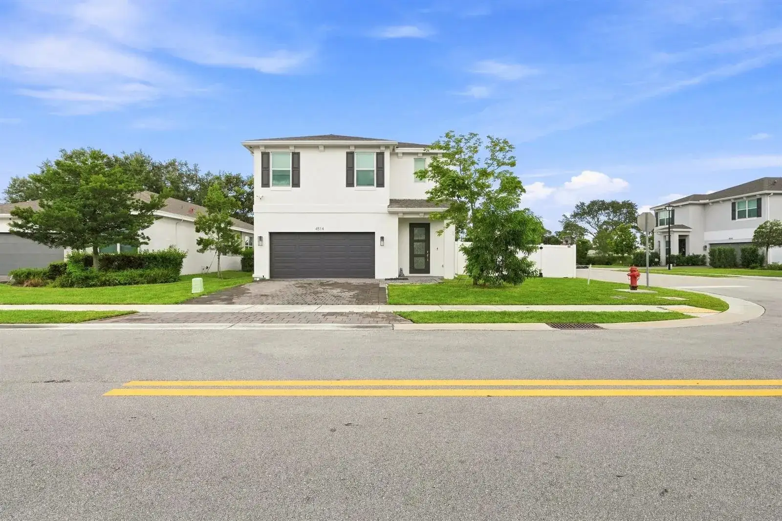 4 bedroom 3 bath Residential for sale at 4514 Catalina Way, FL 33463