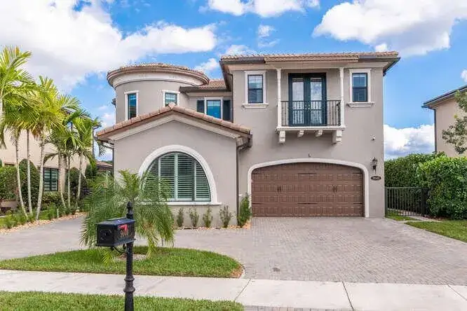 9040 Watercrest Circle W, Parkland FL 33076