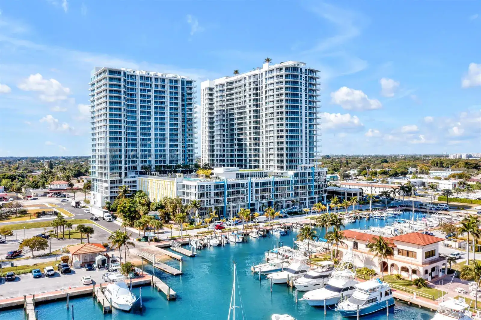 3 bedroom 3 bath Residential for sale at 220 Lake Shore Drive # 502, Lake Park FL 33403