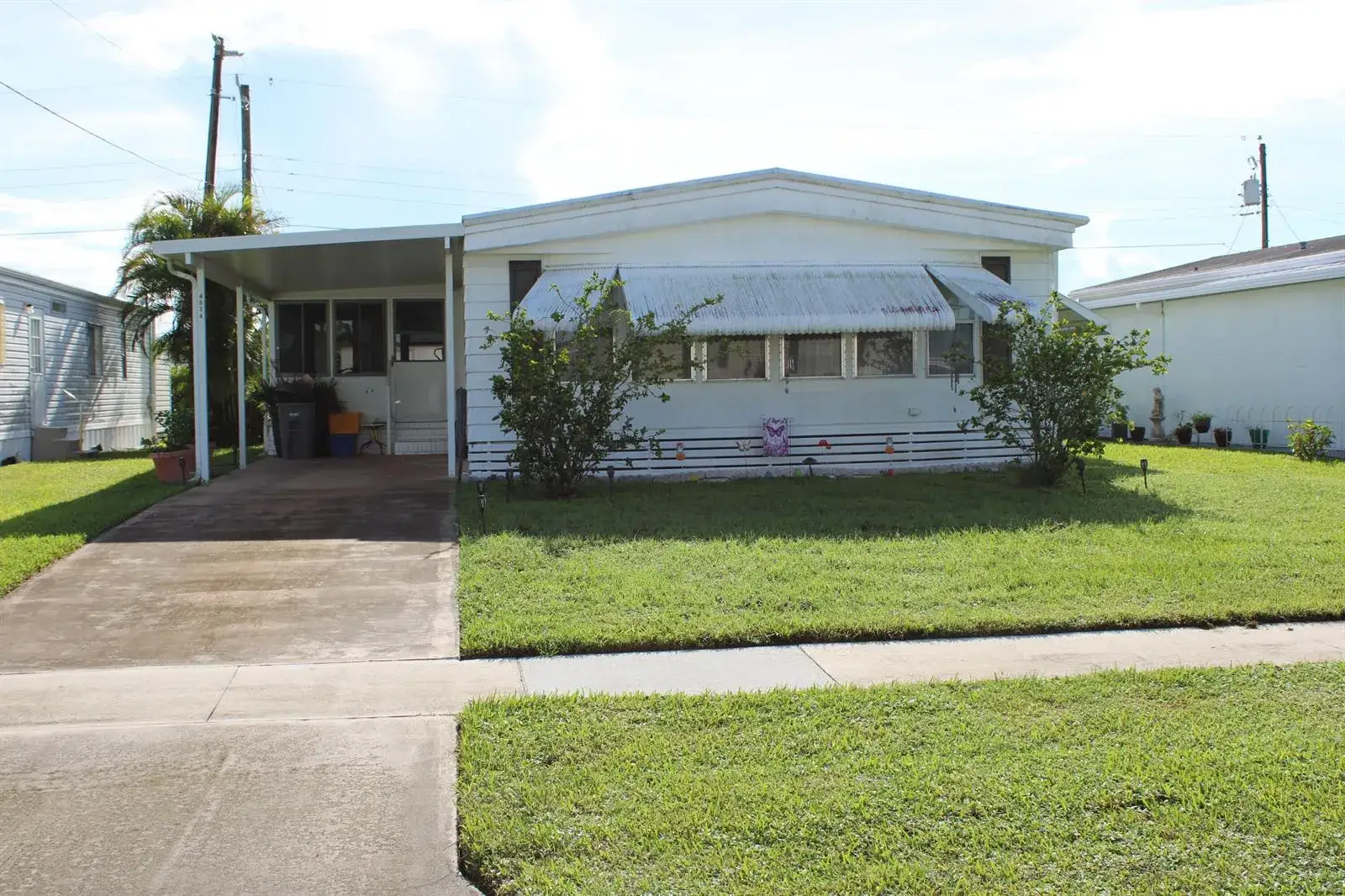 2 bedroom 2 bath Residential for sale at 4034 SANDPINE Circle, Boynton Beach FL 33436