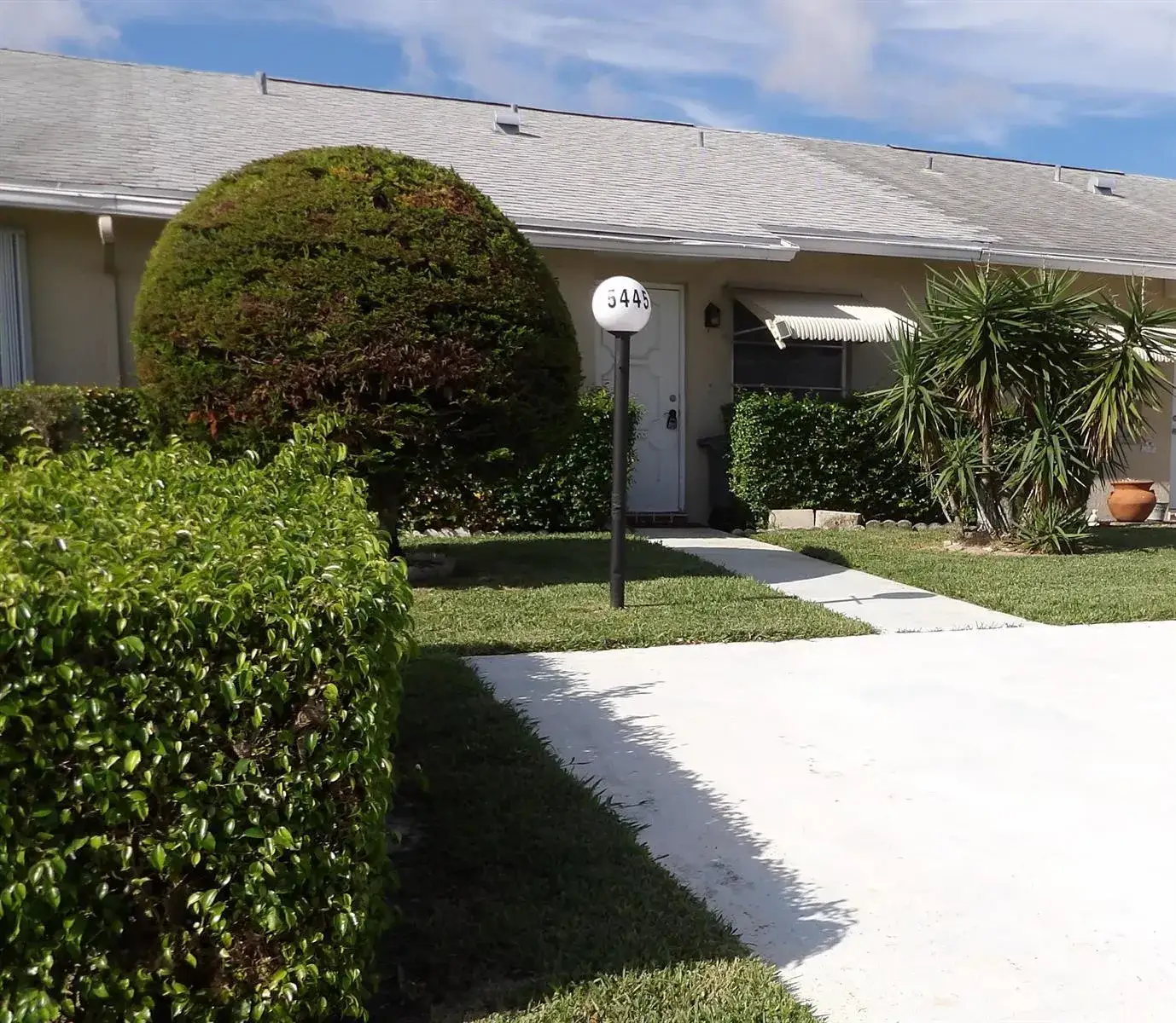 2 bedroom 2 bath Residential for sale at 5445 Glenda Street, West Palm Beach FL 33417
