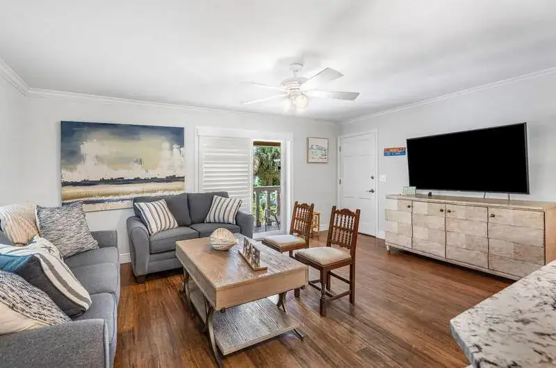 2 bedroom 2 bath Residential Lease for rent at 1029 Langer Way # 5, Delray Beach FL 33483