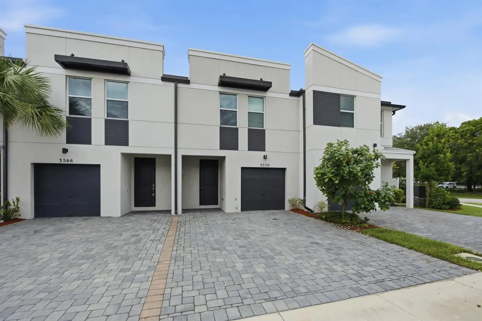 3 bedroom 2 bath Residential Lease for rent at 3570 SAN BERNARDINO Way, Palm Springs FL 33461