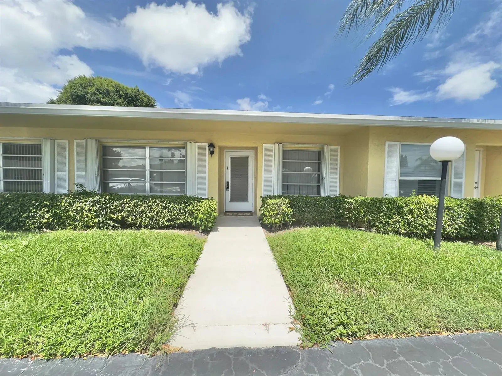 2 bedroom 1 bath Residential Lease for rent at 1121 BOXWOOD Drive # C, Delray Beach FL 33445