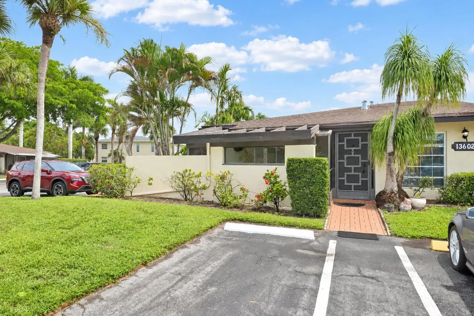 2 bedroom 2 bath Residential for sale at 13602 VIA AURORA # A, Delray Beach FL 33484