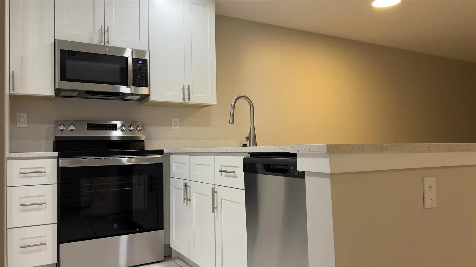 2 bedroom 2 bath Residential Lease for rent at 9374 SW 3rd Street # 724, Boca Raton FL 33428