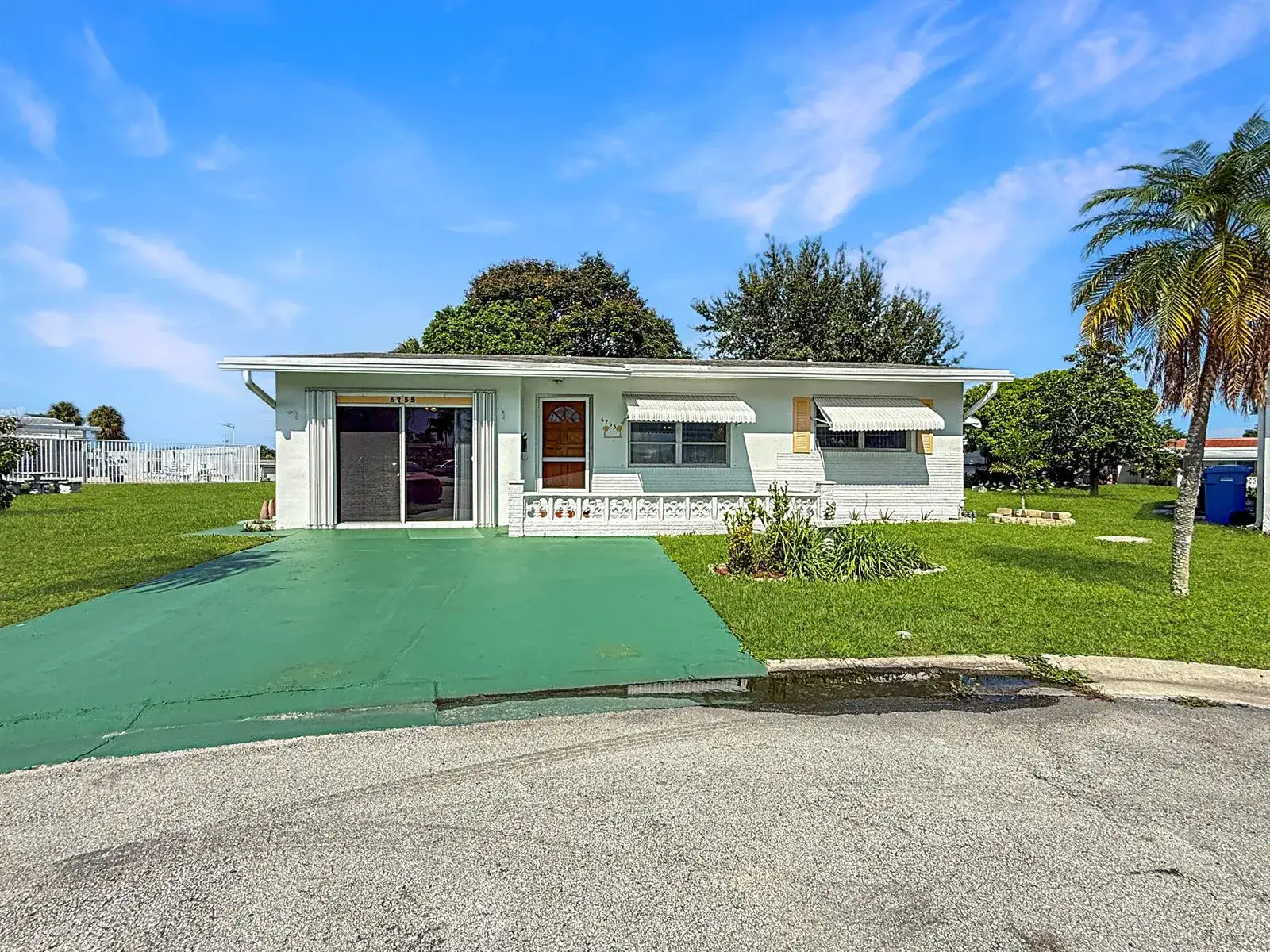 6755 NW 16TH Street, Margate FL 33063