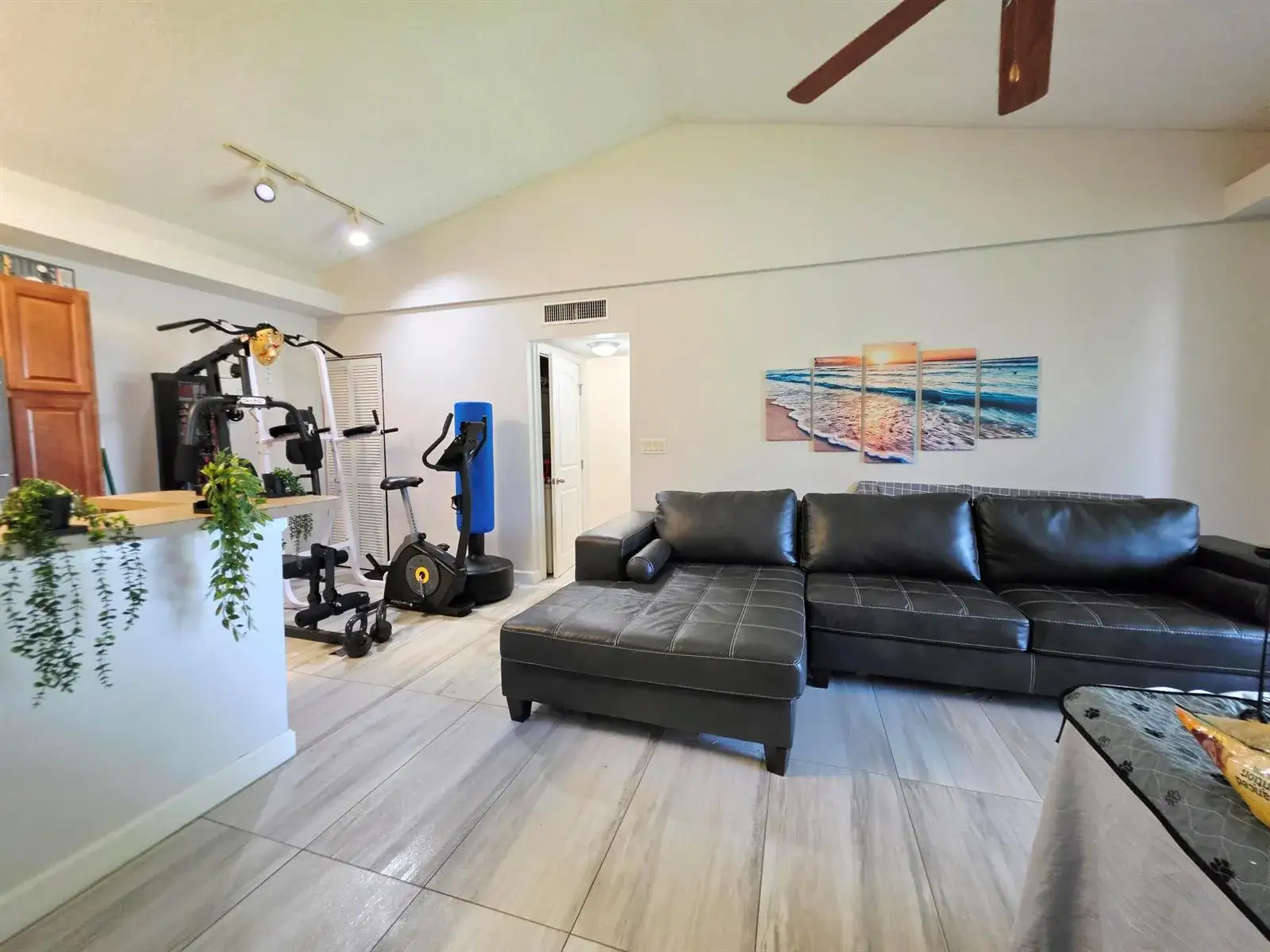 1 bedroom 1 bath Residential Lease for rent at 851 LYONS Road # 22206, Coconut Creek FL 33063