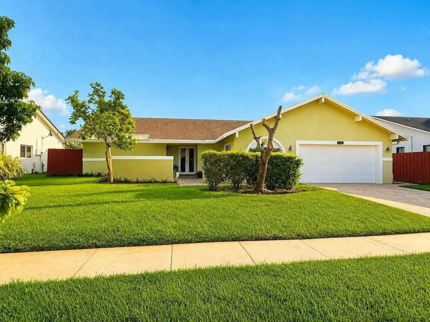 3 bedroom 2 bath Residential for sale at 7482 NW 48TH Place, Lauderhill FL 33319