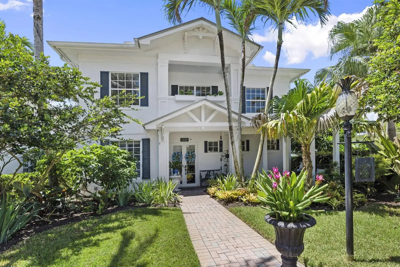 6 bedroom 4 bath Residential for sale at 1630 SW PROSPERITY Way, Palm City FL 34990