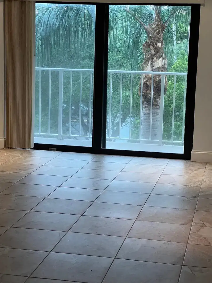 1 bedroom 1 bath Residential Lease for rent at 9301 SW 92ND Avenue # 409B, Miami FL 33176