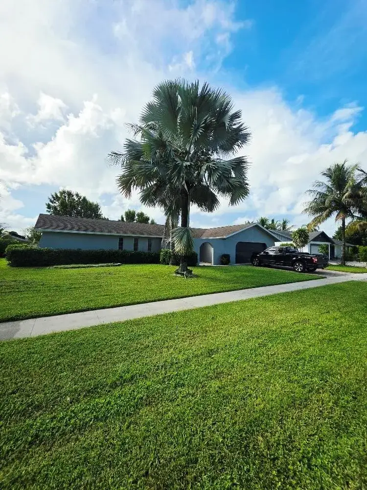 3 bedroom 2 bath Residential for sale at 12758 Guilford Circle, Wellington FL 33414