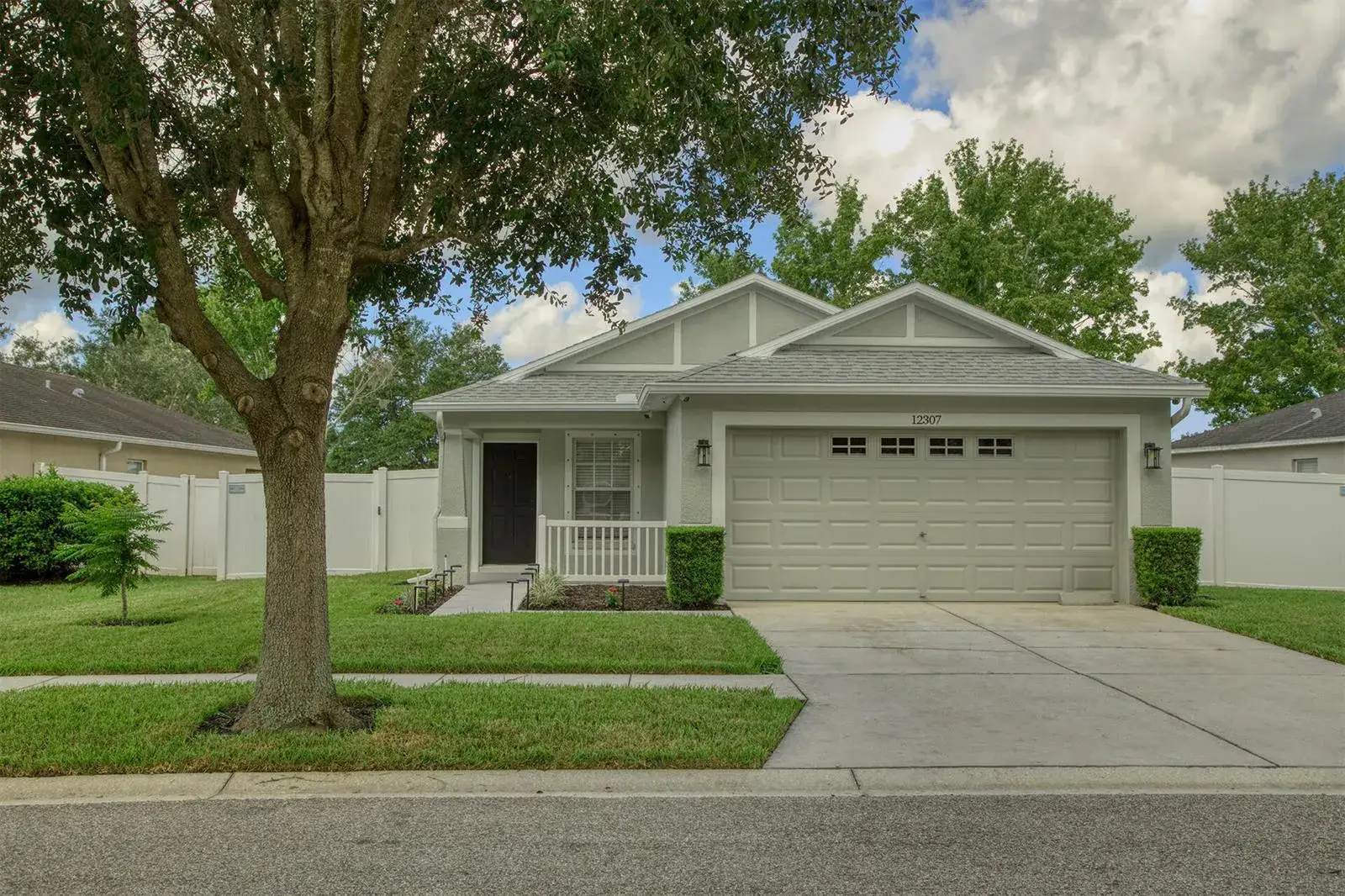 3 bedroom 2 bath Residential for sale at 12307 CANYON Boulevard, Spring Hill FL 34610
