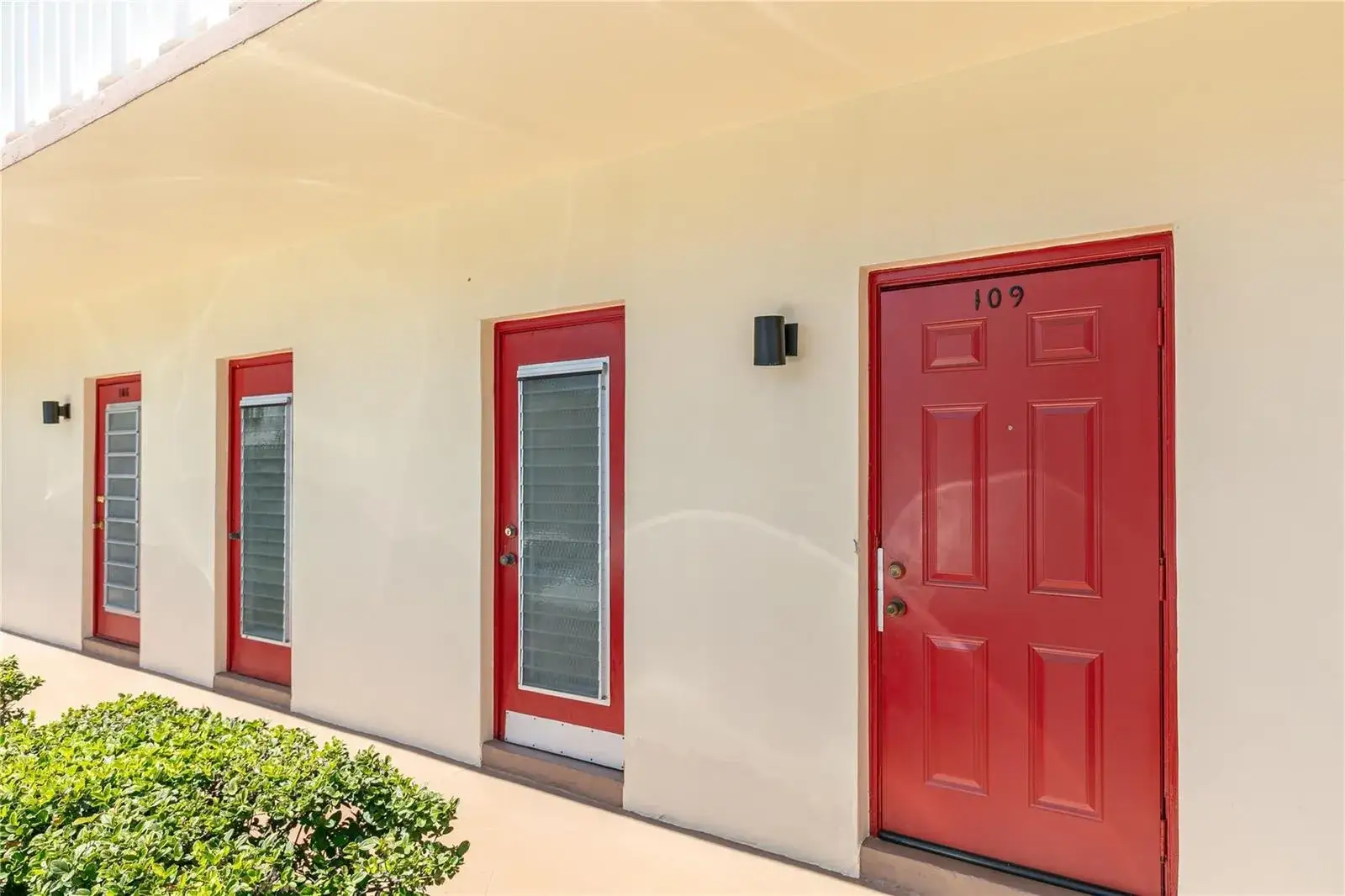 2 bedroom 2 bath Residential for sale at 4411 NW 16TH Street # F109, Lauderhill FL 33313
