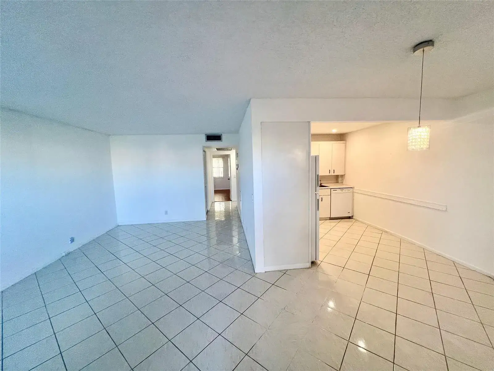 2 bedroom 2 bath Residential for sale at 3002 Newcastle A, Boca Raton FL 33434