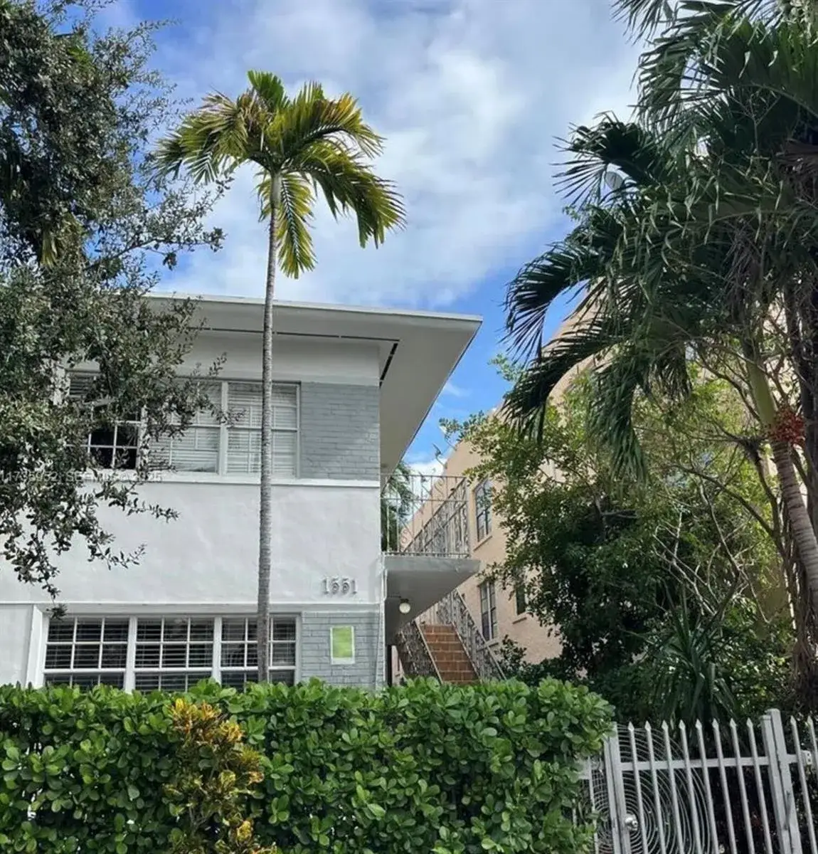 1 bedroom 1 bath Residential Lease for rent at 1551 MICHIGAN Avenue # 10, Miami Beach FL 33139