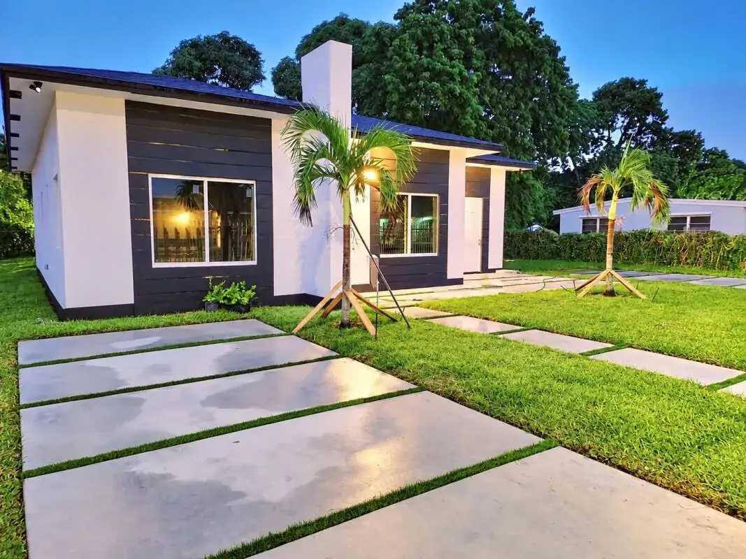 4 bedroom 3 bath Residential for sale at 10220 SW 170th Terrace, Miami FL 33157