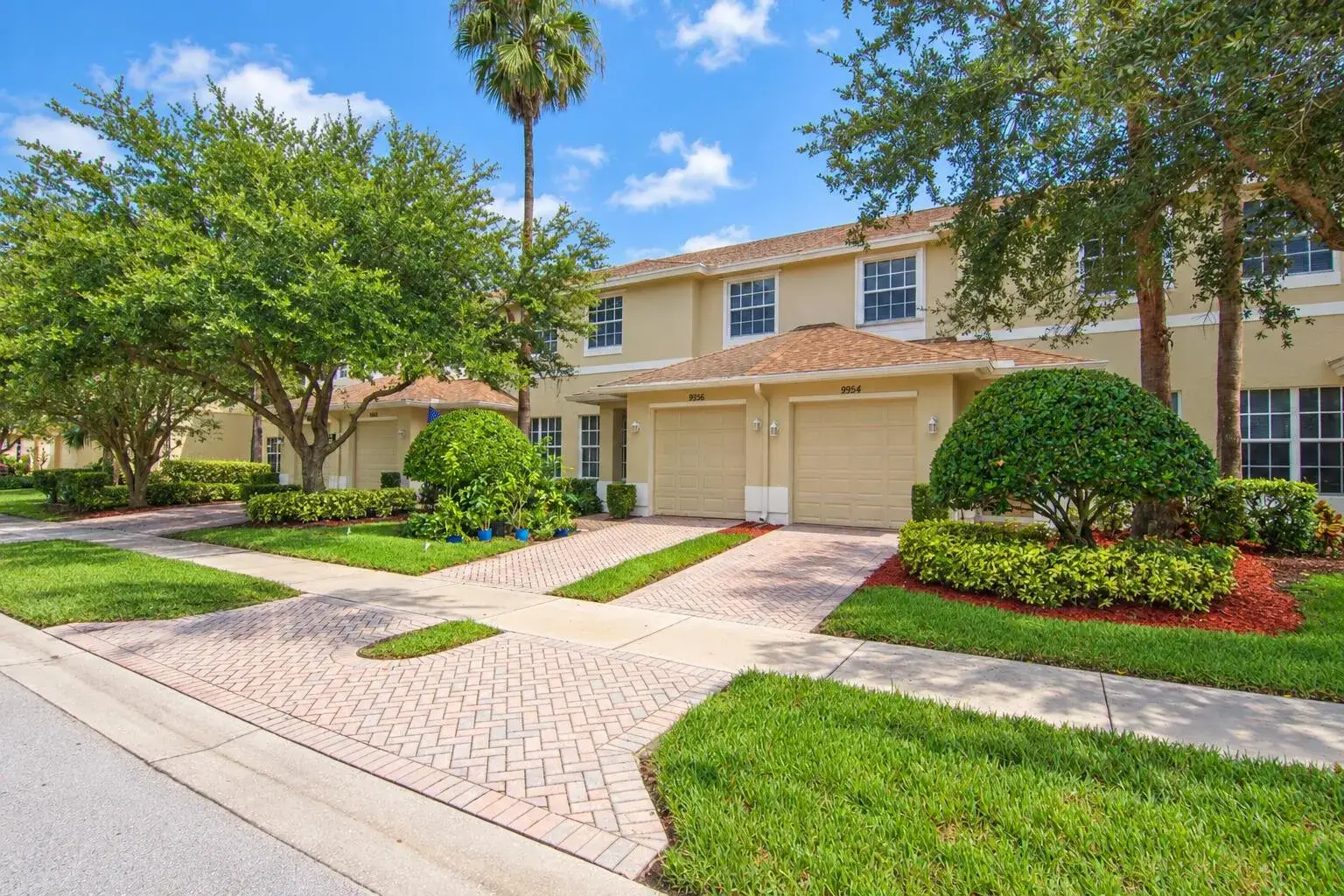 3 bedroom 2 bath Residential for sale at 9954 E Villa Circle, Vero Beach FL 32966