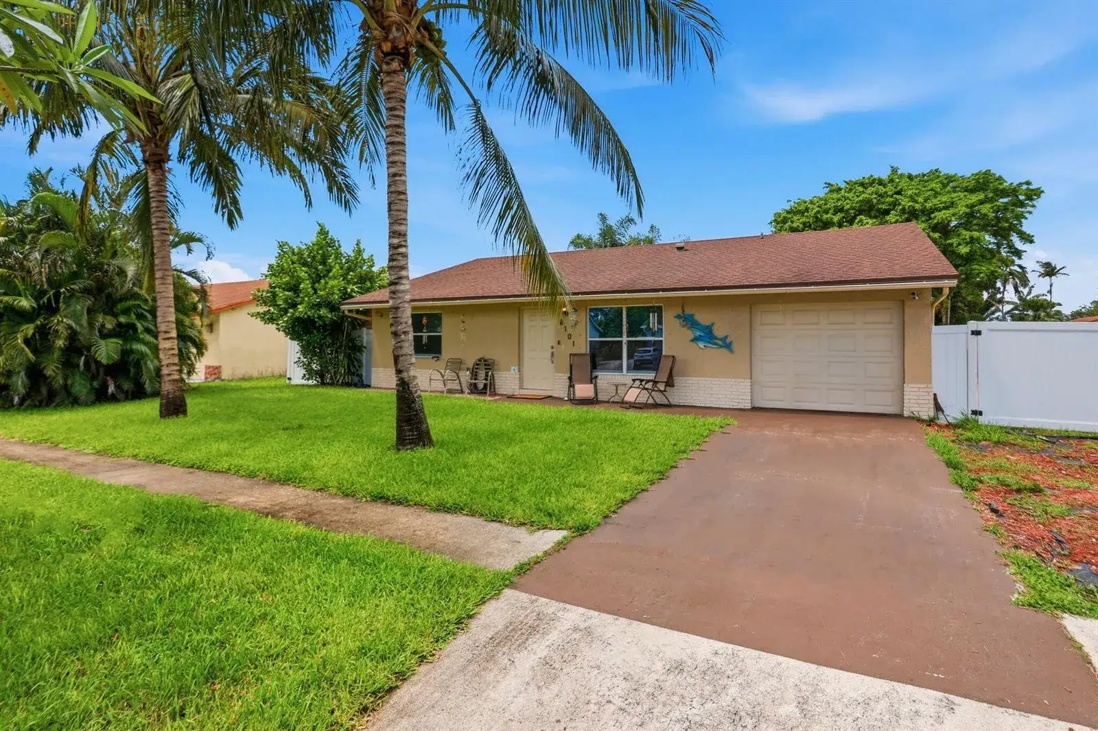 4 bedroom 2 bath Residential for sale at 6101 CARTHAGE Circle S, Lake Worth FL 33463