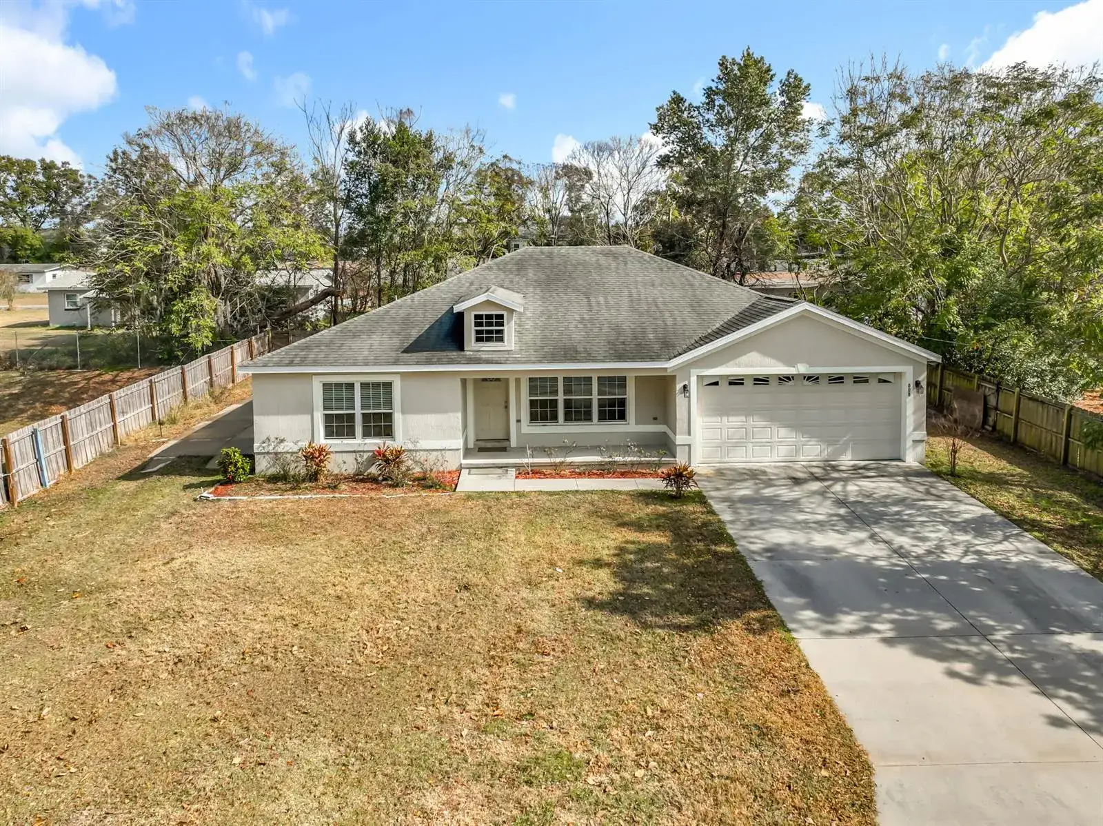 3 bedroom 2 bath Residential for sale at 608 MASTERS Avenue, Wildwood FL 34785