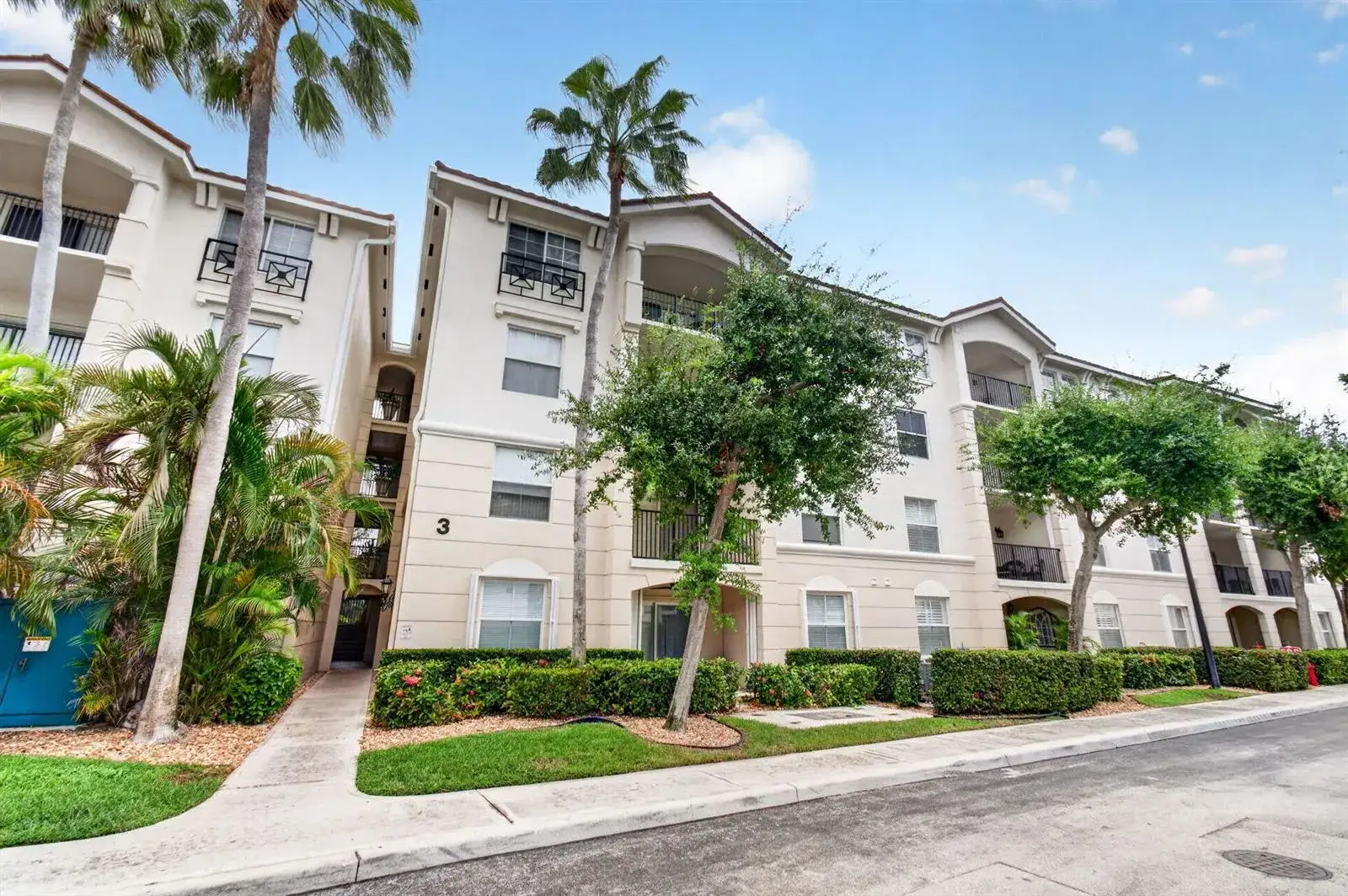 2 bedroom 2 bath Residential Lease for rent at 3415 TUSCANY Way # 415, Boynton Beach FL 33435