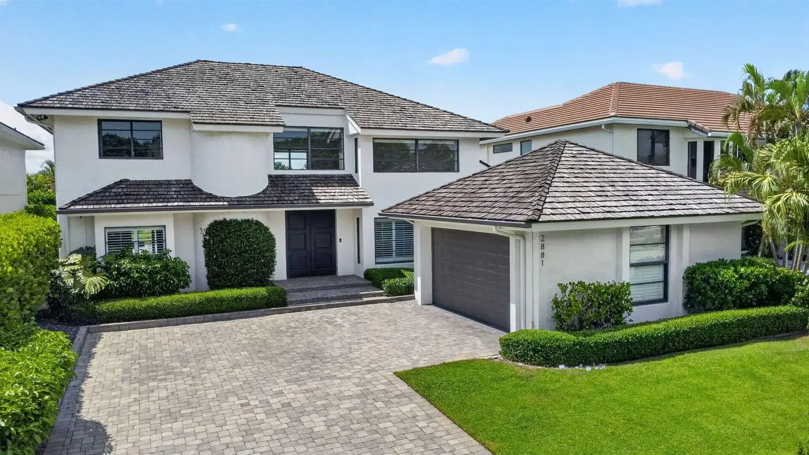 3 bedroom 4 bath Residential for sale at 2881 Polo Island Drive, Wellington FL 33414