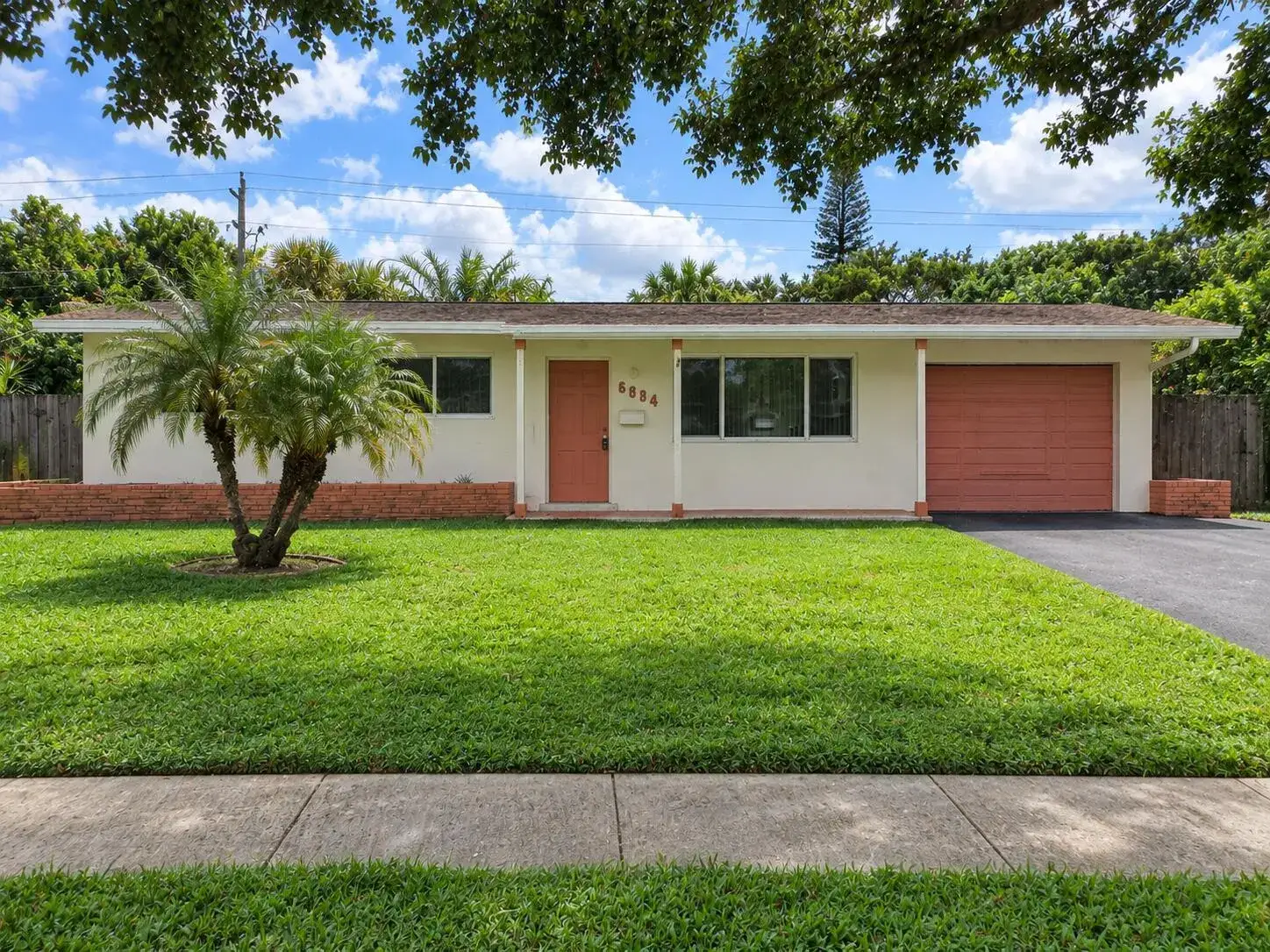 3 bedroom 2 bath Residential for sale at 6884 NW 12TH Street, Plantation FL 33313